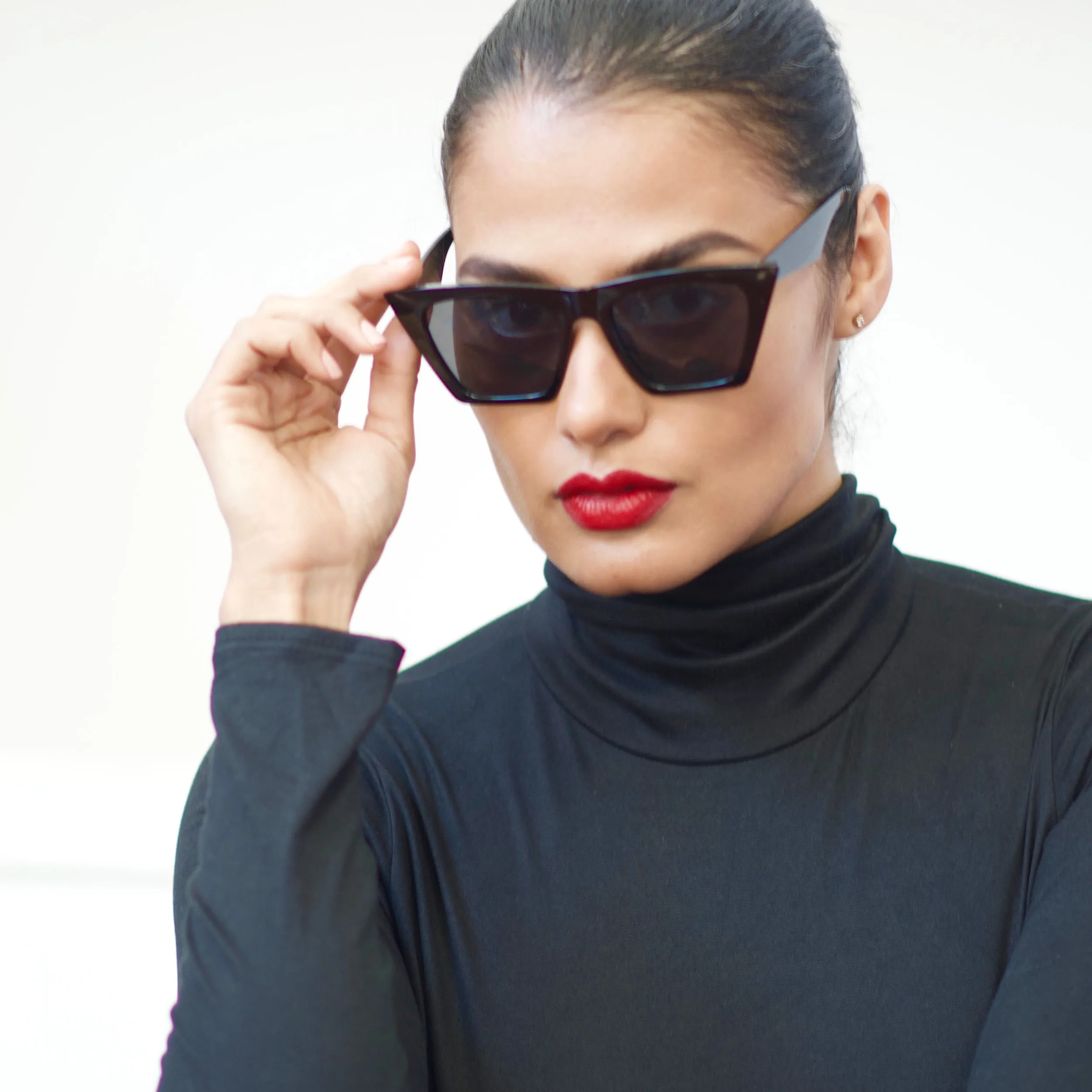 AMARA SUN GLASSES