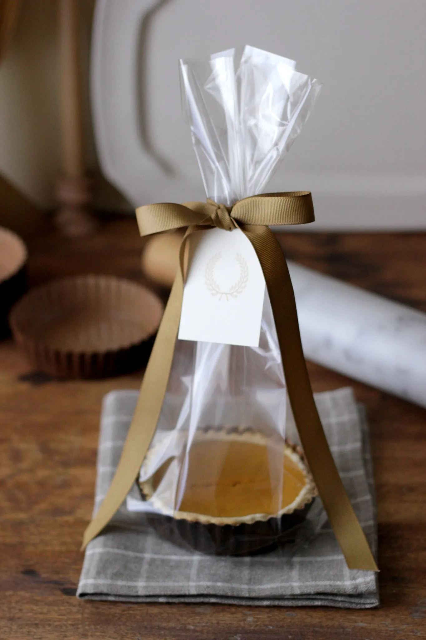 Brown Petite Tart Pans | 2 sizes