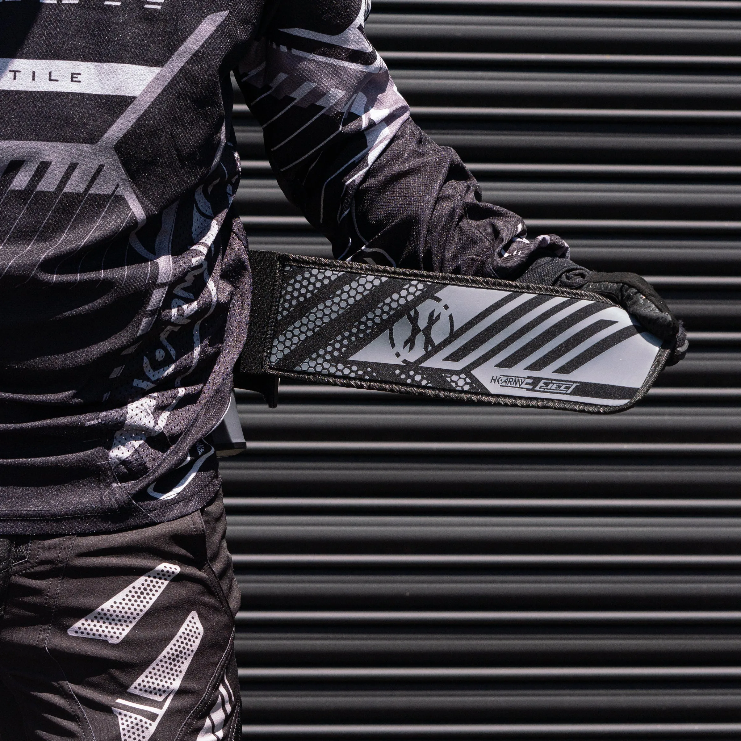 Eject Harness - Tigerstripe 4 3 4